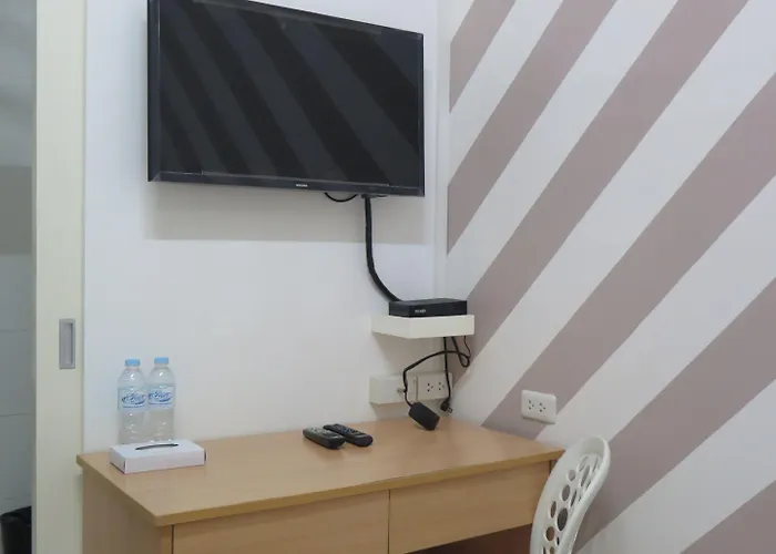 Alicia Tower Residences (Adults Only) Hostel *