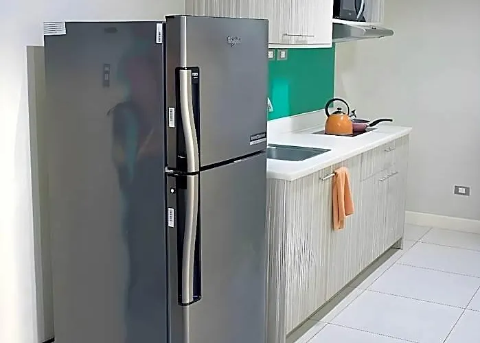 Hostel Alicia Tower Residences (Adults Only)